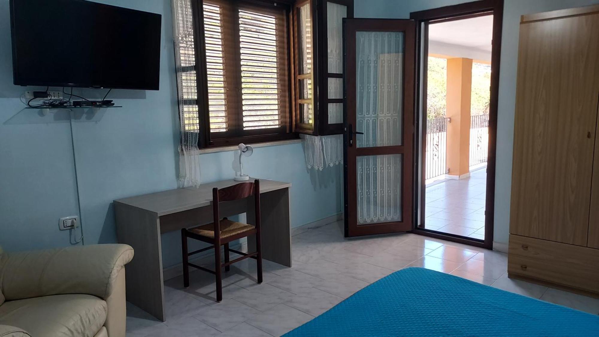 La Rosa Dei Venti B&B Chia Zewnętrze zdjęcie